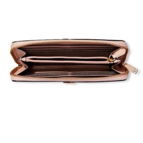 NEW! The VICTORIA’S SECRET Wallet Colorblock V Monogram Hardware Pastel Pink - Picture 3 of 8